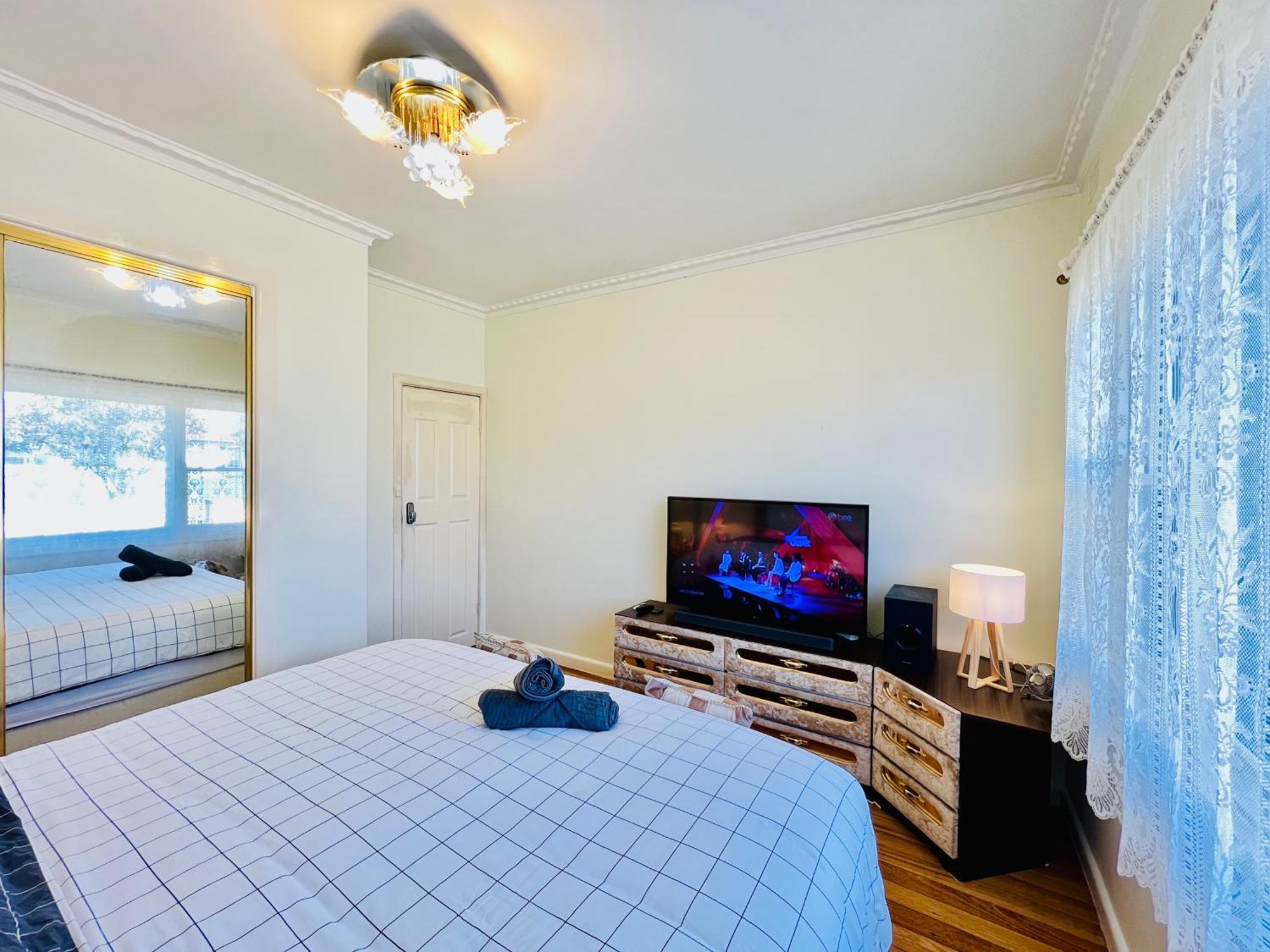 Cosy 4Br Home 15 Minutes Away From Melbourne Airport St Albans 外观 照片