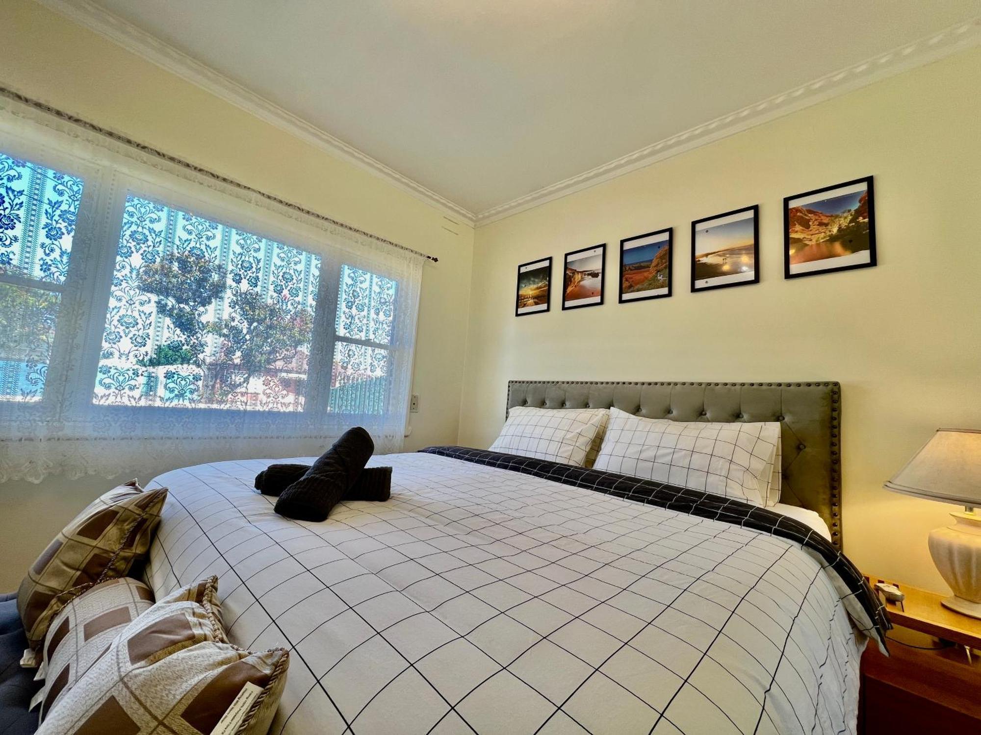 Cosy 4Br Home 15 Minutes Away From Melbourne Airport St Albans 外观 照片