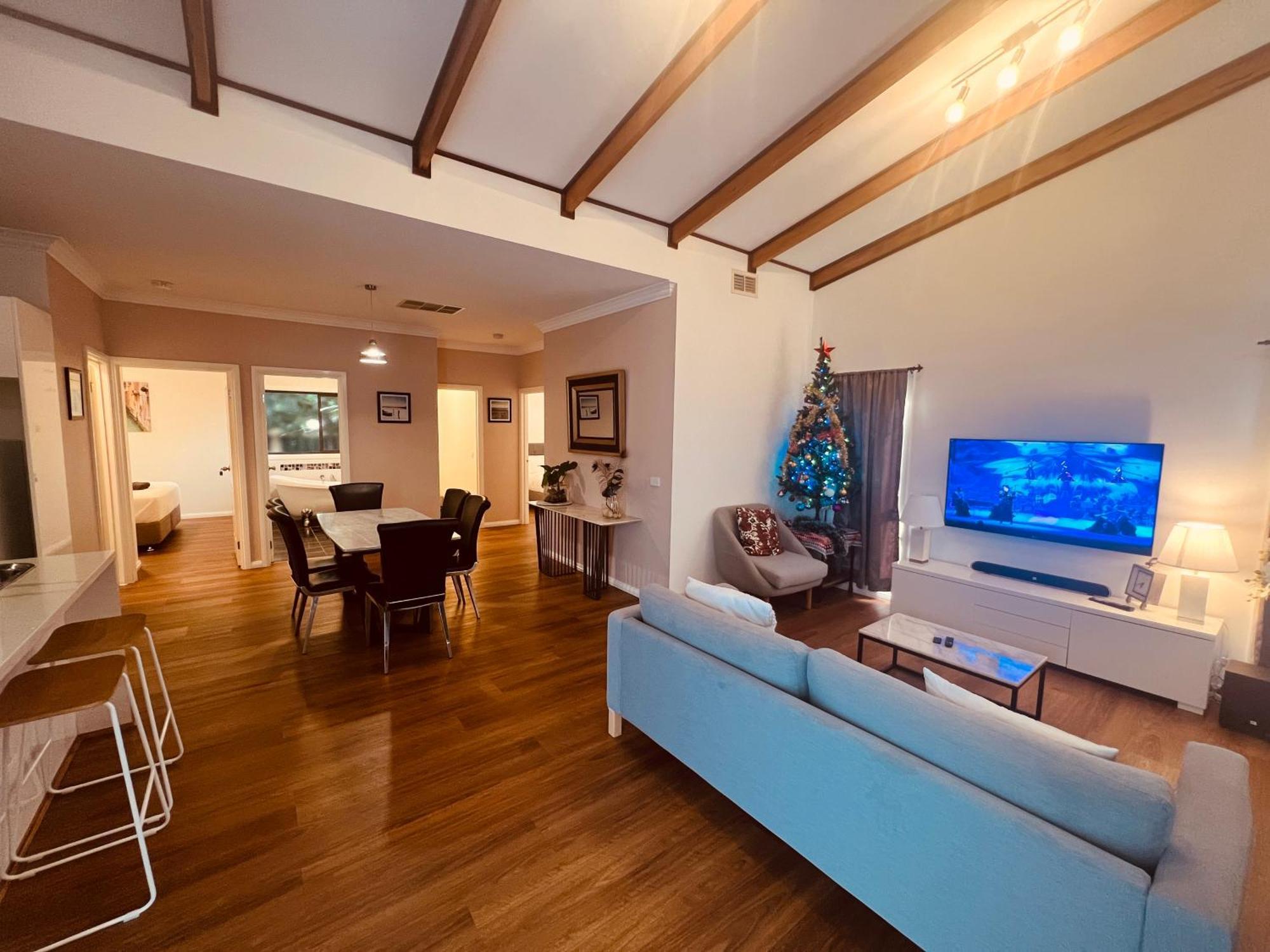 Cosy 4Br Home 15 Minutes Away From Melbourne Airport St Albans 外观 照片