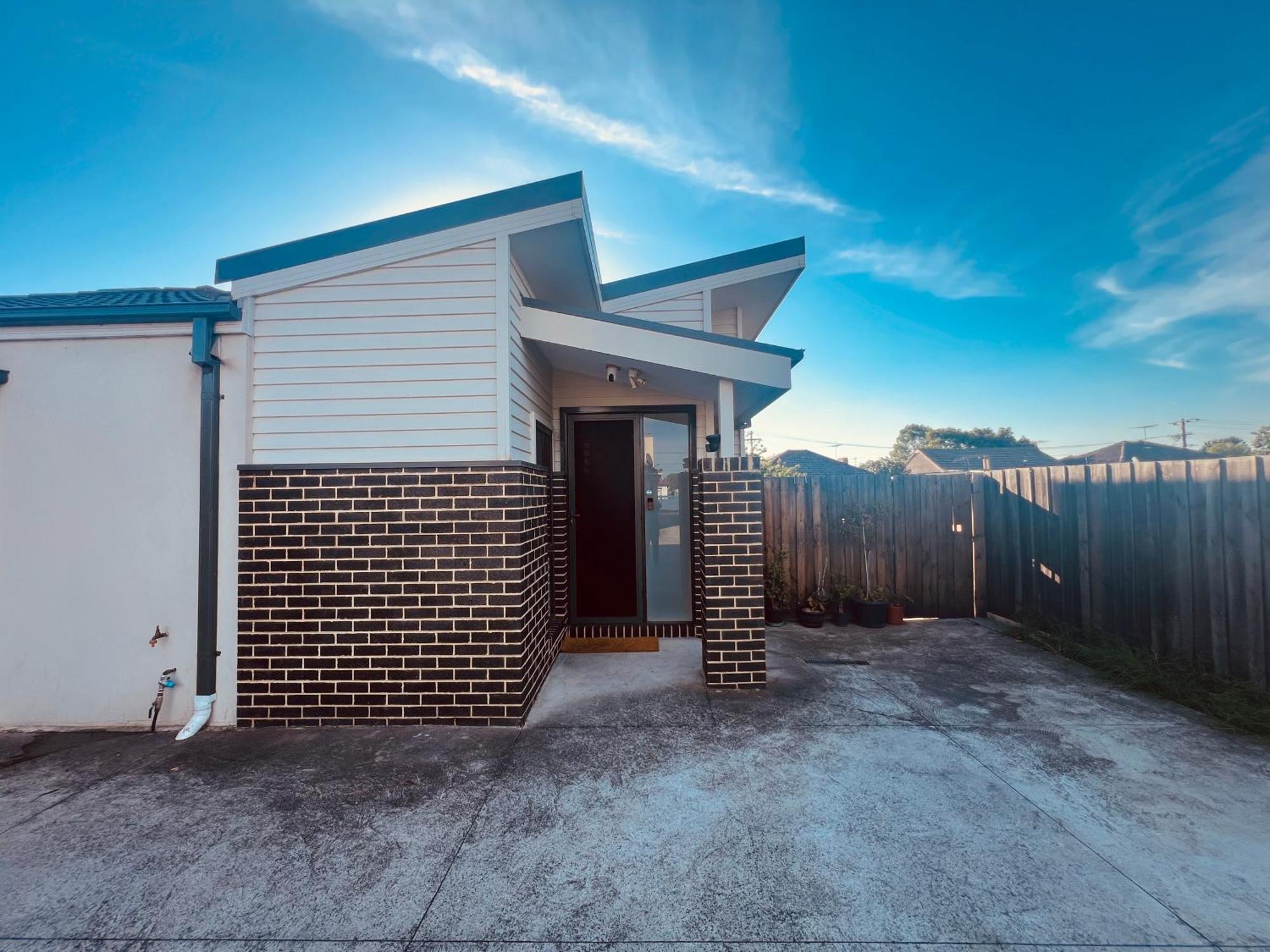Cosy 4Br Home 15 Minutes Away From Melbourne Airport St Albans 外观 照片