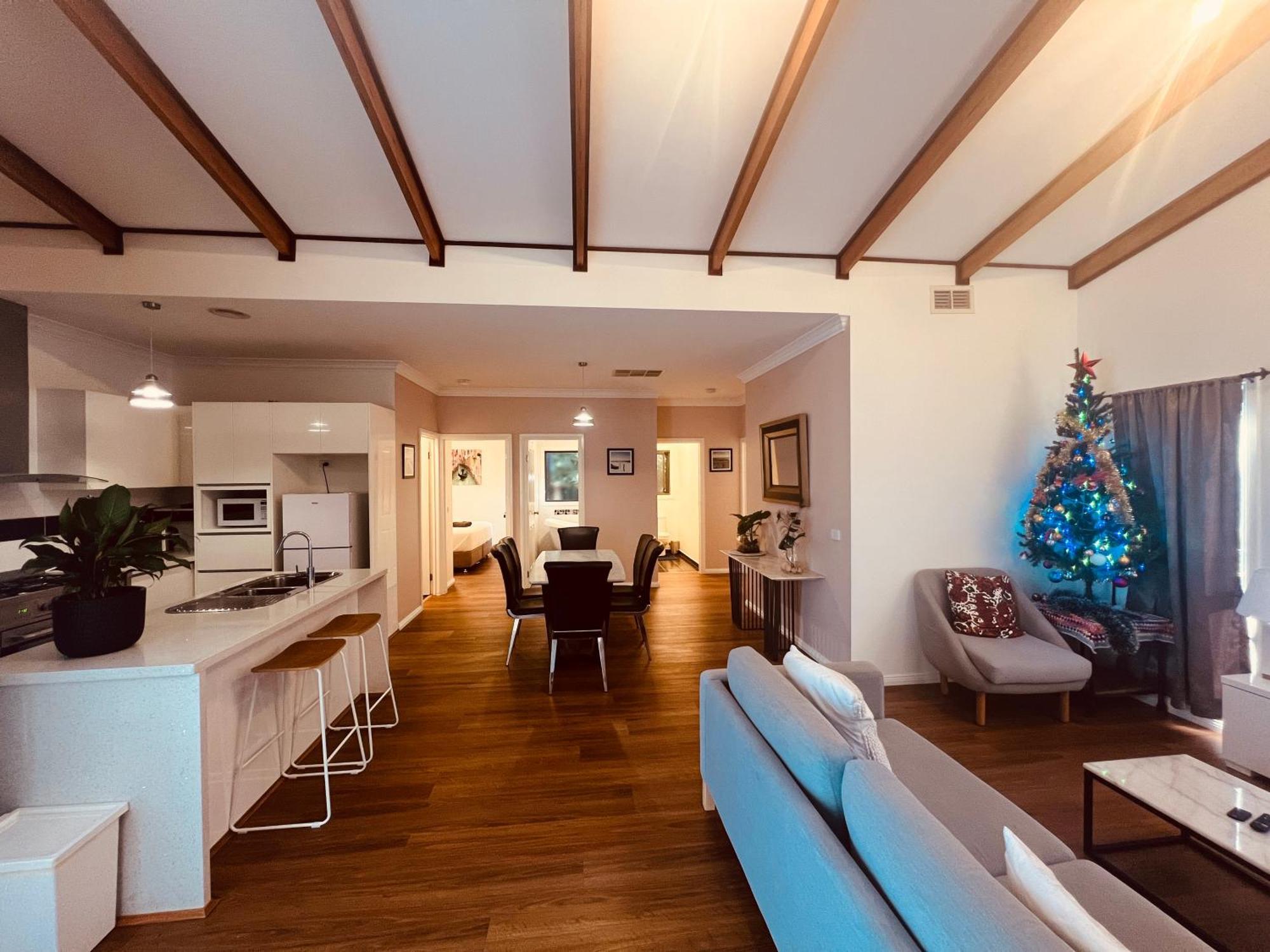 Cosy 4Br Home 15 Minutes Away From Melbourne Airport St Albans 外观 照片