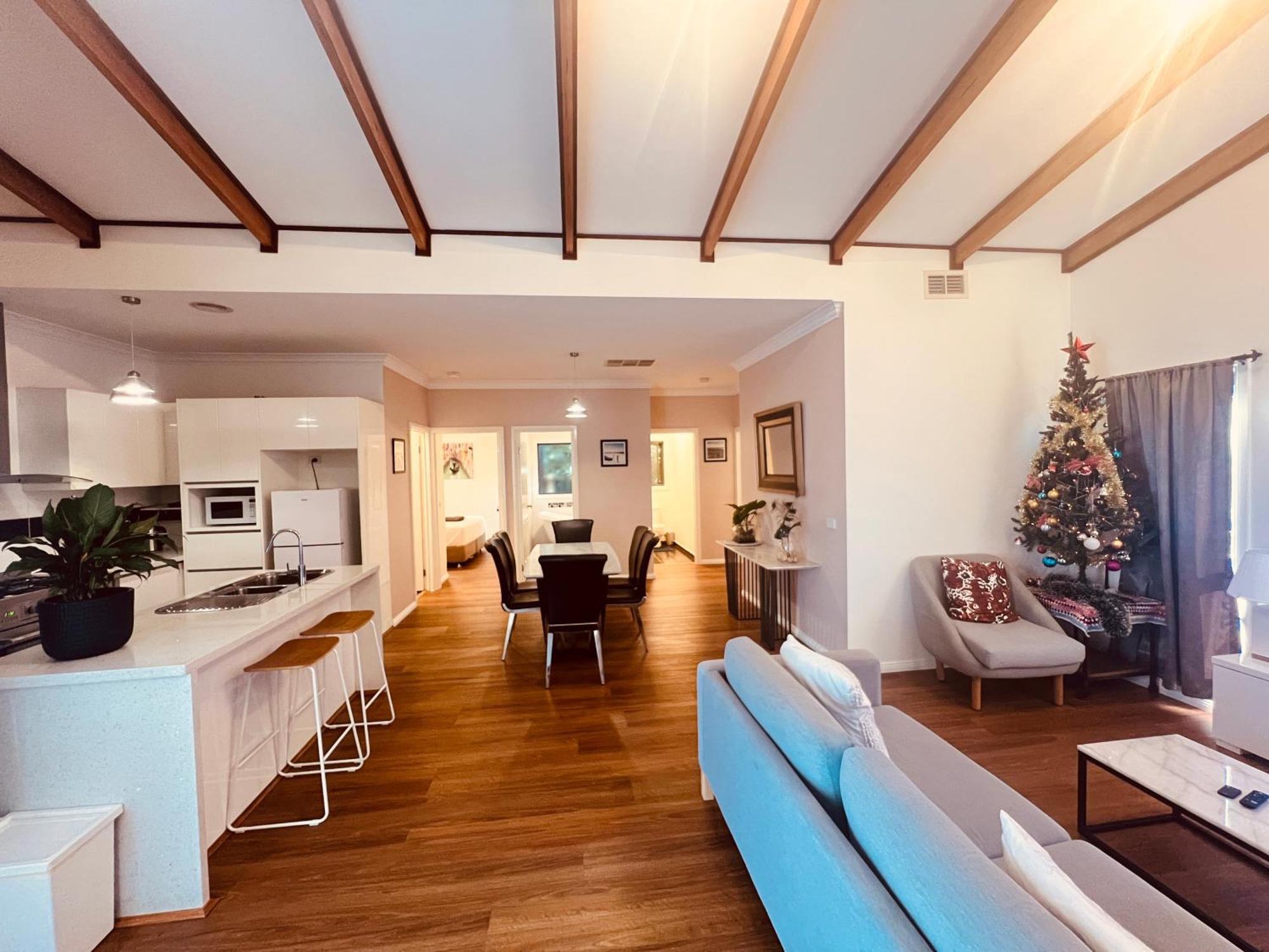 Cosy 4Br Home 15 Minutes Away From Melbourne Airport St Albans 外观 照片