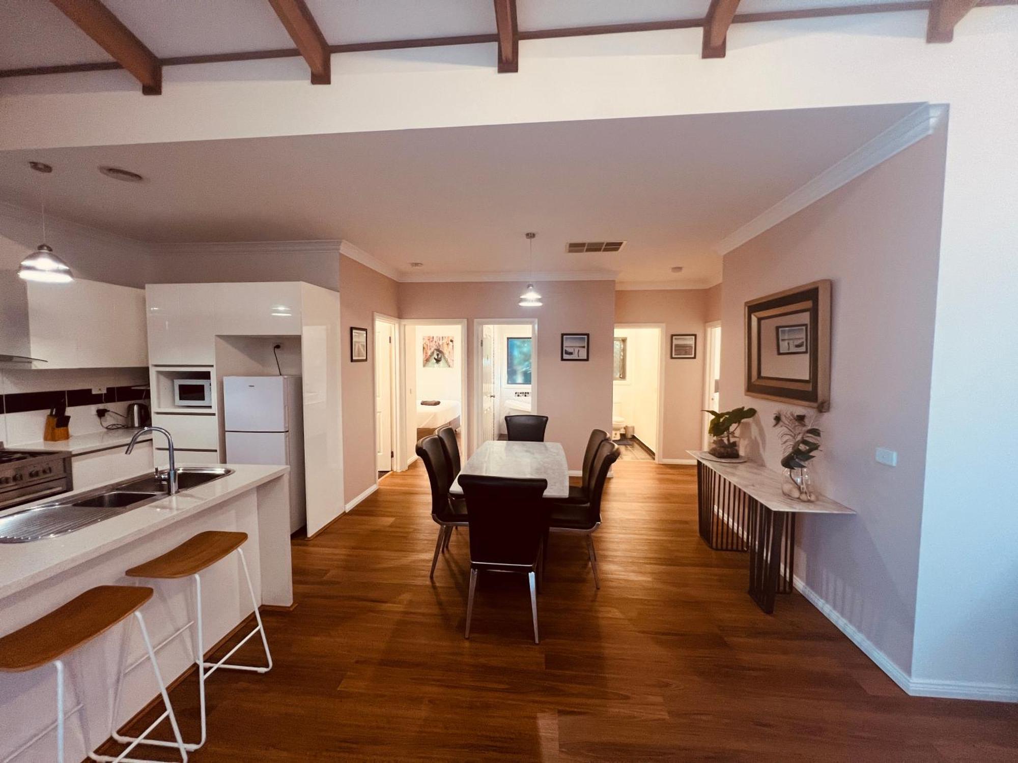 Cosy 4Br Home 15 Minutes Away From Melbourne Airport St Albans 外观 照片